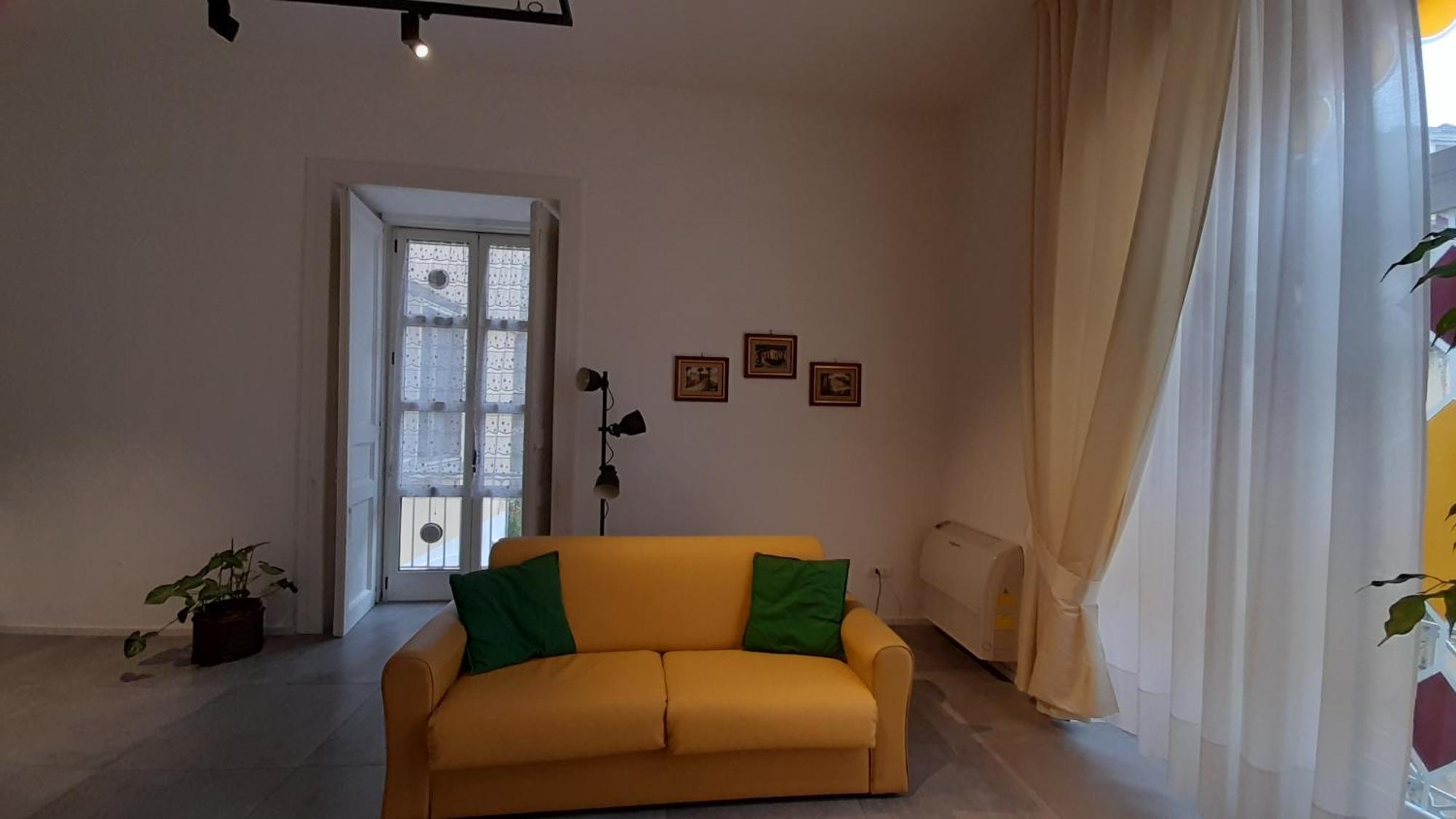 Nonna Vittoria Apartment Салерно Экстерьер фото